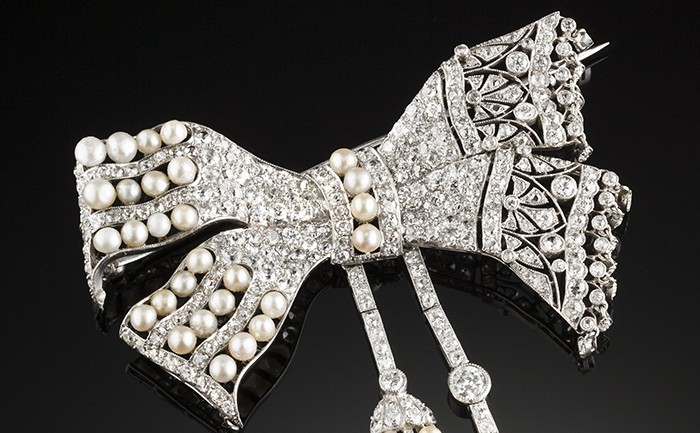 Large Belle Epoque diamond and natural pearl brooch / pendant