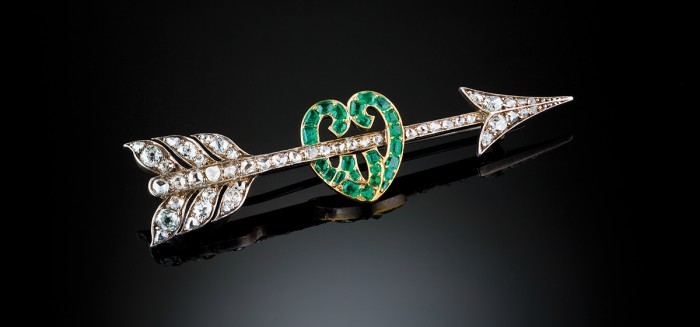 VICTORIAN DIAMOND AND EMERALD LOVE TOKEN BROOCH