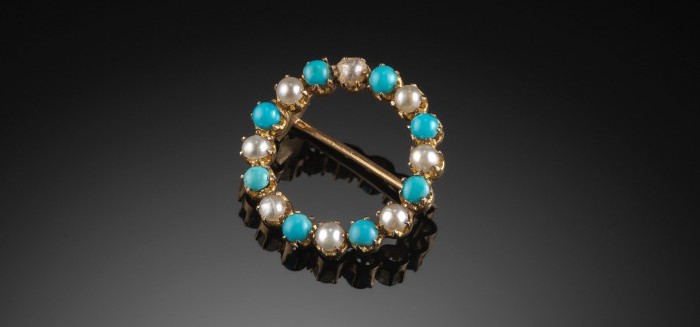 EDWARDIAN CIRCLET BROOCH 22 CT GOLD TURQUOISES AND SEED PEARLS
