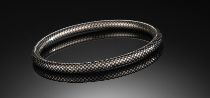 ANTIQUE NIELLO SILVER CIRCULAR BANGLE OF CHECKERBOARD DESIGN